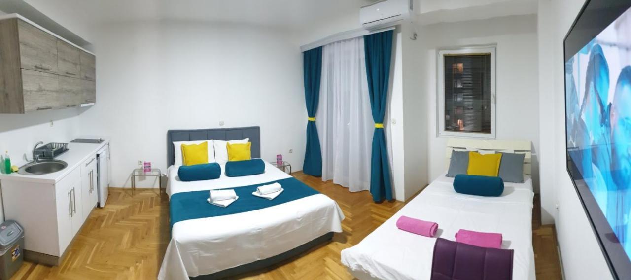 Front Beach Exclusive Apartments Struga Exterior photo