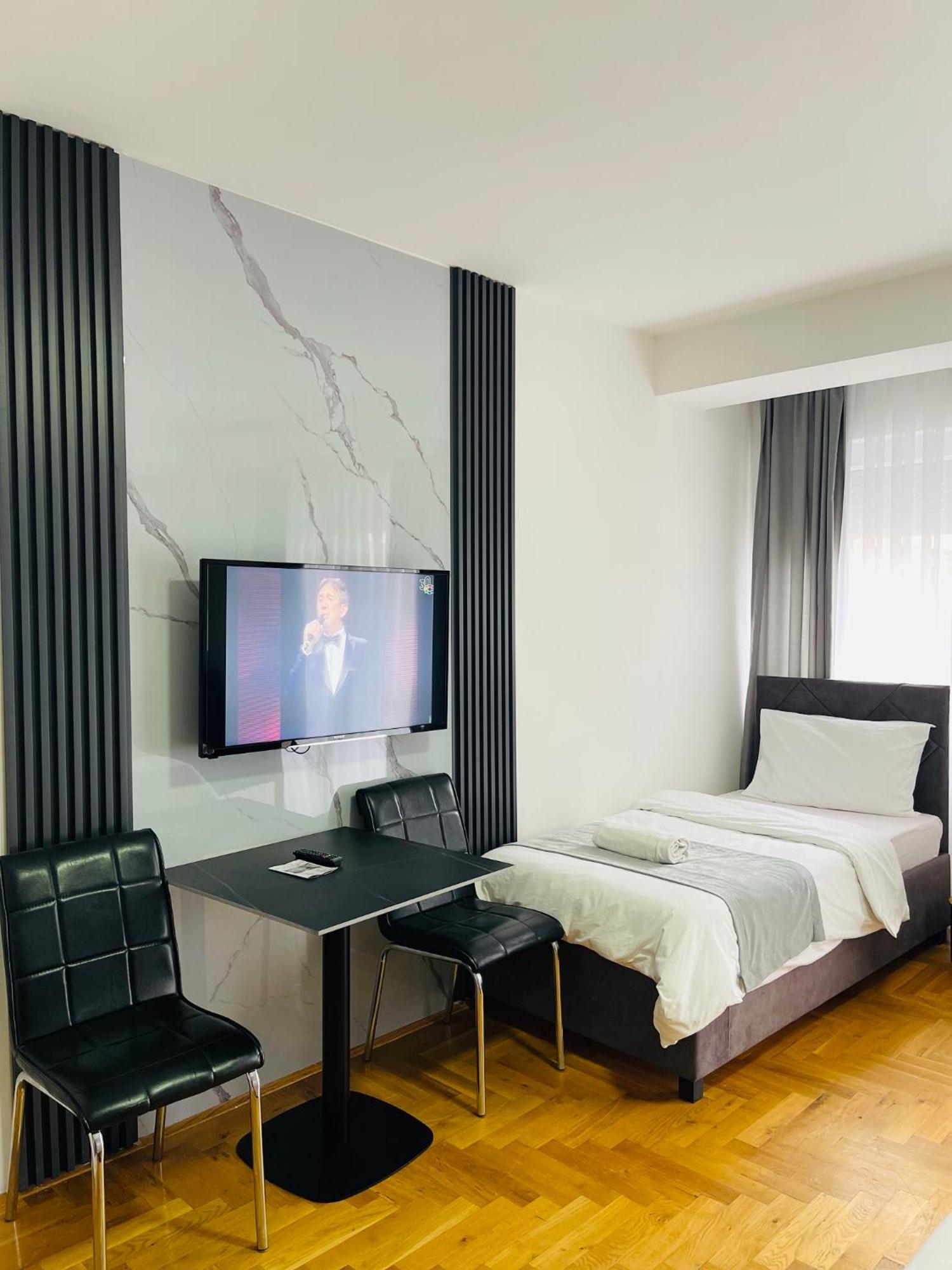 Front Beach Exclusive Apartments Struga Exterior photo